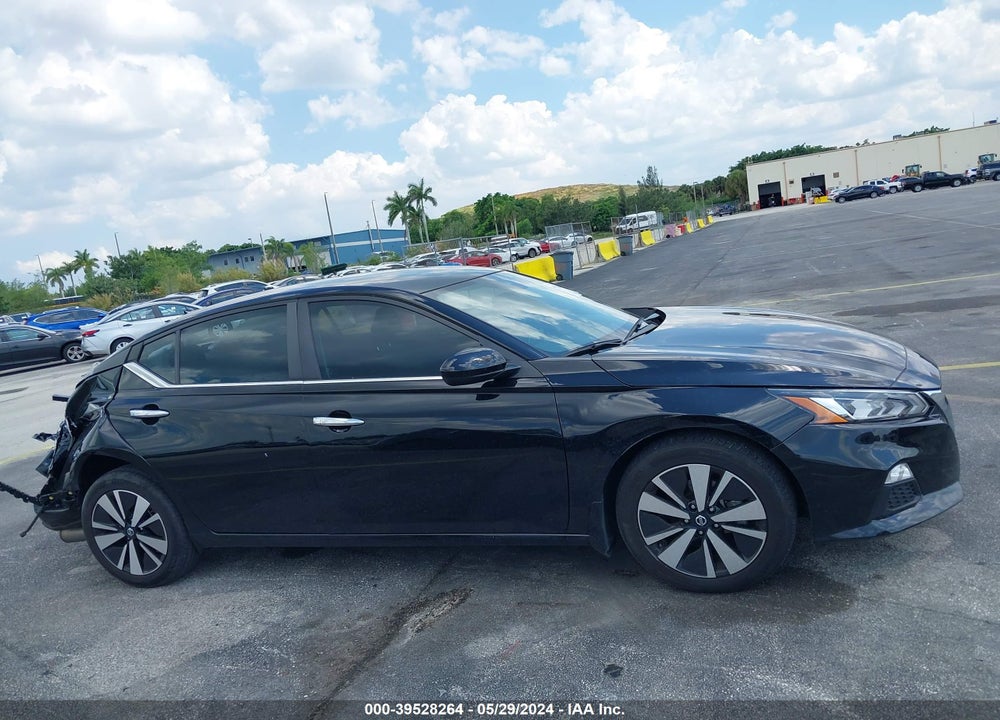 2022 NISSAN ALTIMA SV FWD VIN: 1N4BL4DV7NN375106