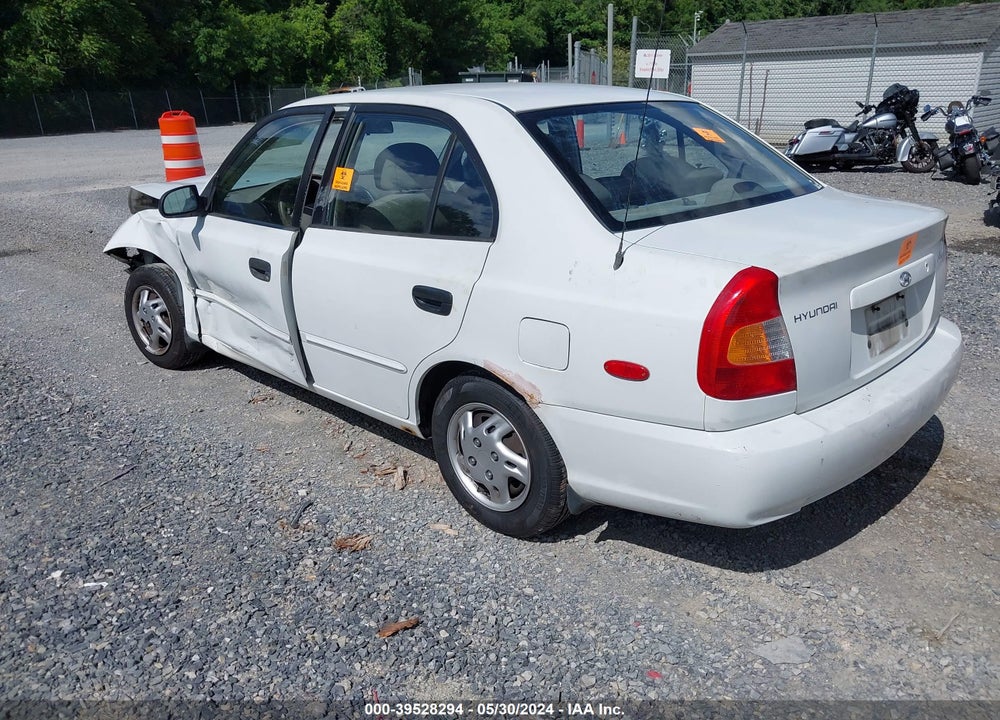 2002 HYUNDAI ACCENT GL VIN: KMHCG45C22U294401