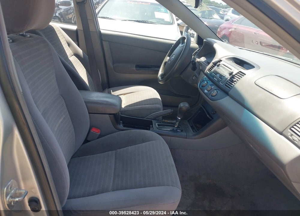 2006 TOYOTA CAMRY LE VIN: 4T1BE32KX6U147837