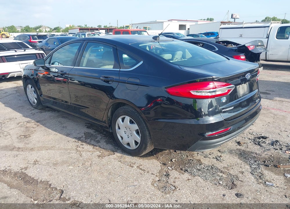 2019 FORD FUSION S VIN: 3FA6P0G74KR132311