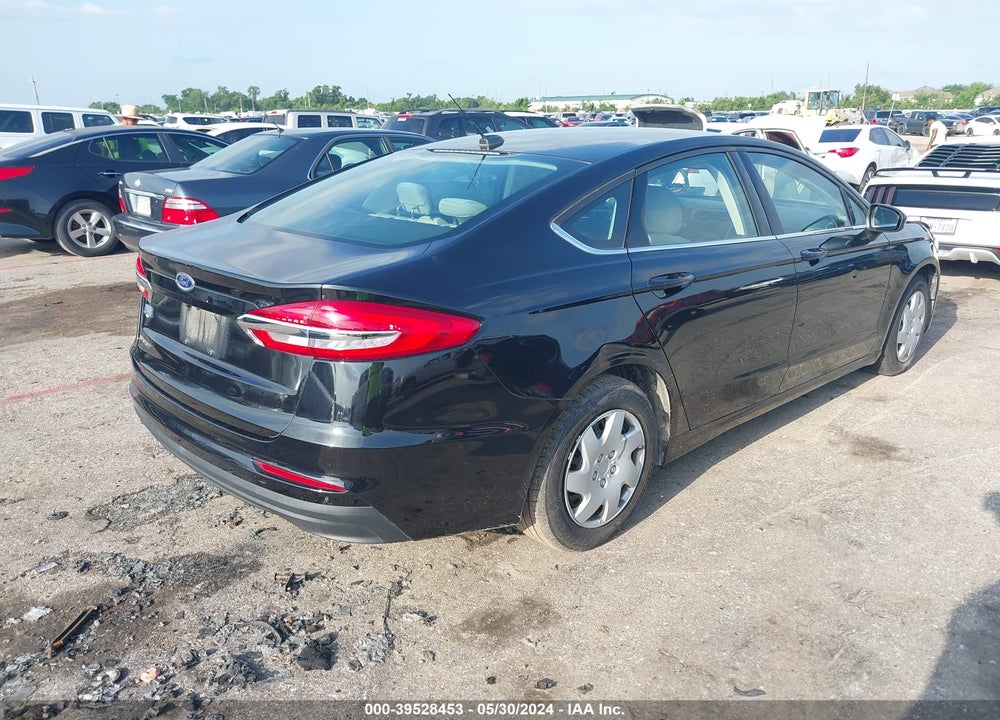 2019 FORD FUSION S VIN: 3FA6P0G74KR132311