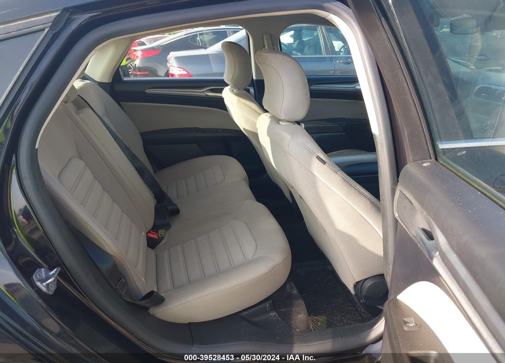 2019 FORD FUSION S VIN: 3FA6P0G74KR132311
