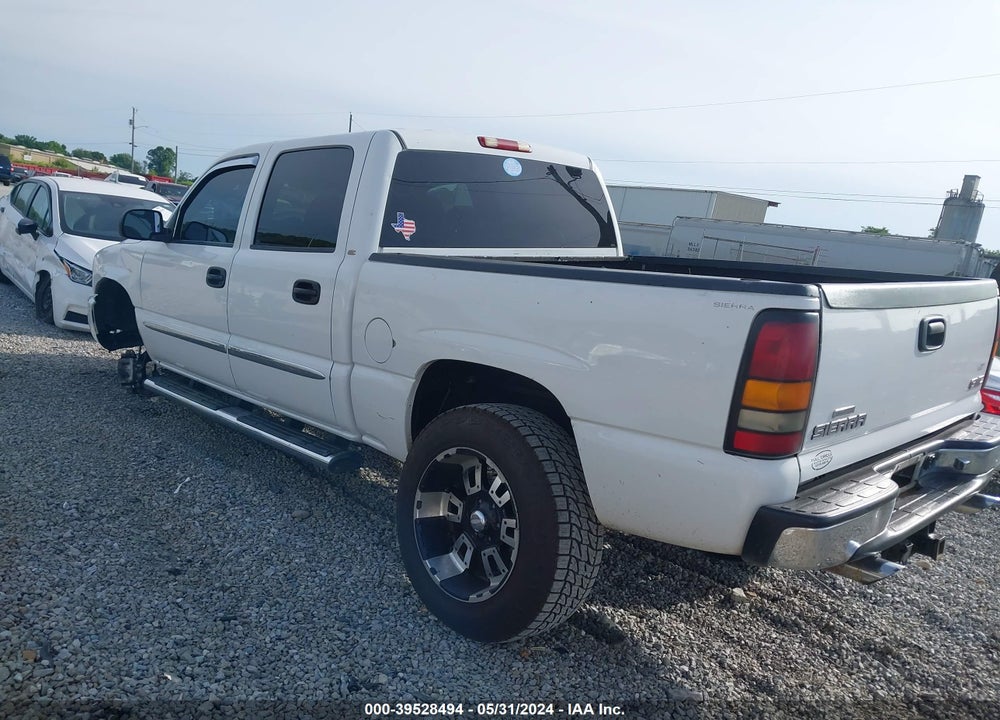 2005 GMC SIERRA 1500 SLE VIN: 2GTEC13T251123125