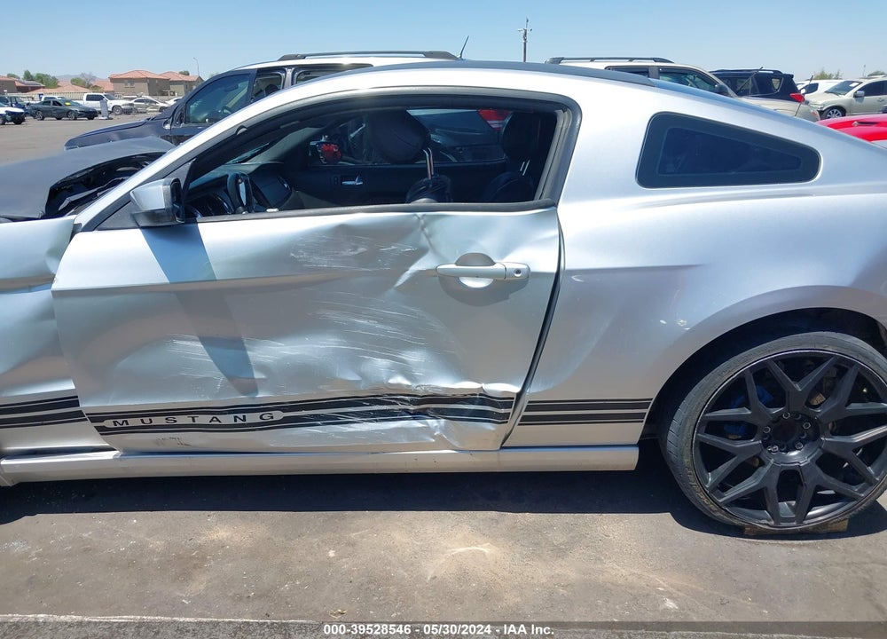 2014 FORD MUSTANG VIN: 1ZVBP8AM3E5265121