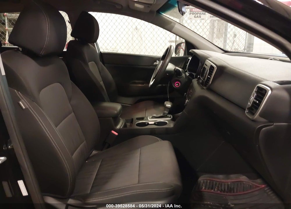 2019 KIA SPORTAGE LX VIN: KNDPM3AC0K7502045