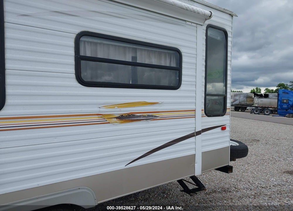 2006 SUNNYBROOK RV 267 VIN: 4UBAS0N2761N71765