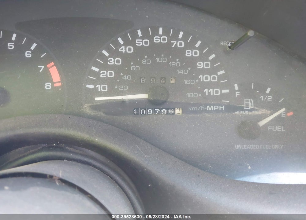 1996 OLDSMOBILE CUTLASS SUPREME SL VIN: 1G3WH52X1TF323985