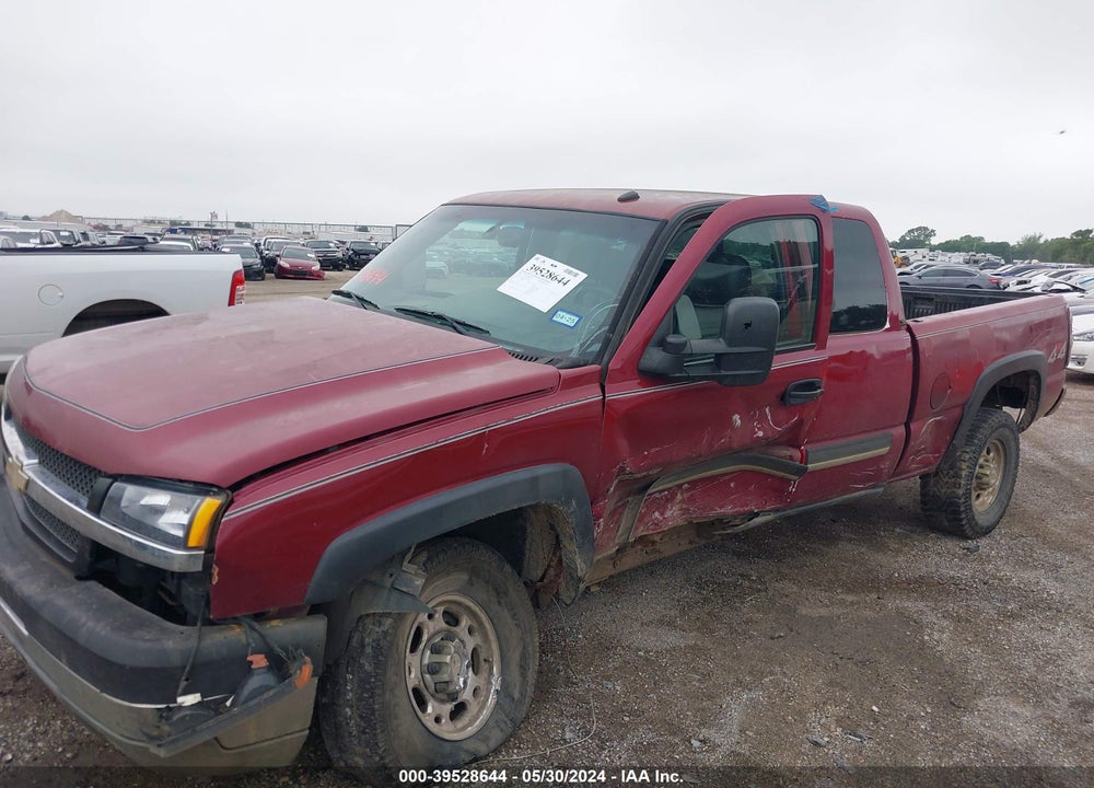 2005 CHEVROLET SILVERADO 2500HD LT VIN: 1GCHK29U15E153303