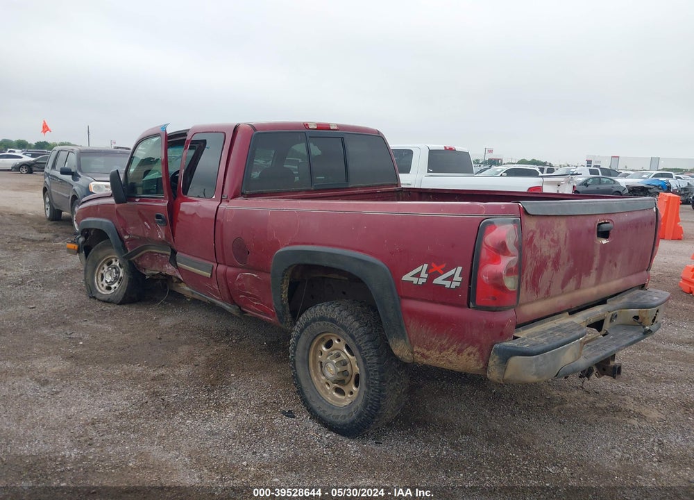 2005 CHEVROLET SILVERADO 2500HD LT VIN: 1GCHK29U15E153303