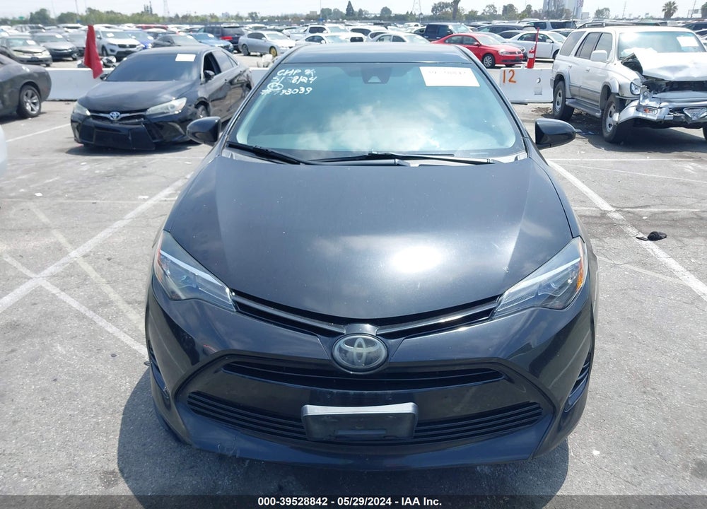 2018 TOYOTA COROLLA LE VIN: 5YFBURHE4JP783039