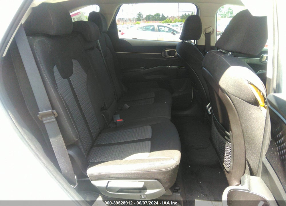 2021 KIA SORENTO LX VIN: 5XYRG4LC0MG045715