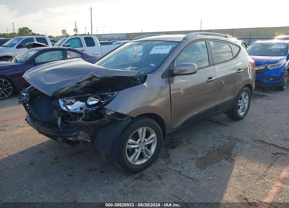 2011 HYUNDAI TUCSON GLS VIN: KM8JU3AC1BU126300