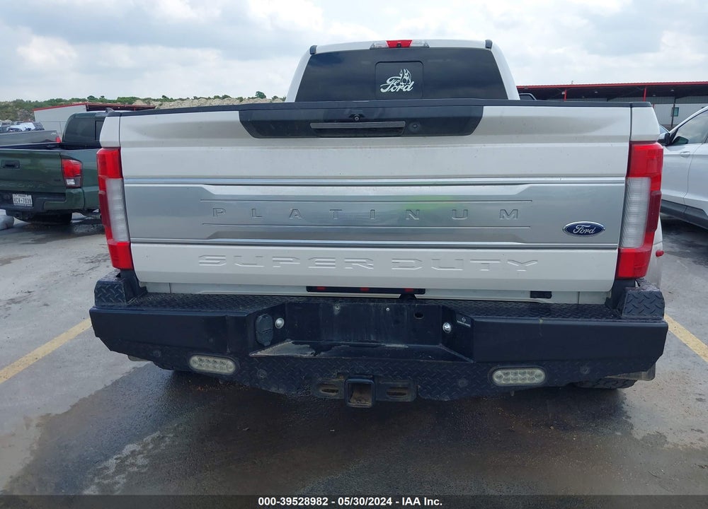 2019 FORD F-350 PLATINUM VIN: 1FT8W3DT8KEF33890