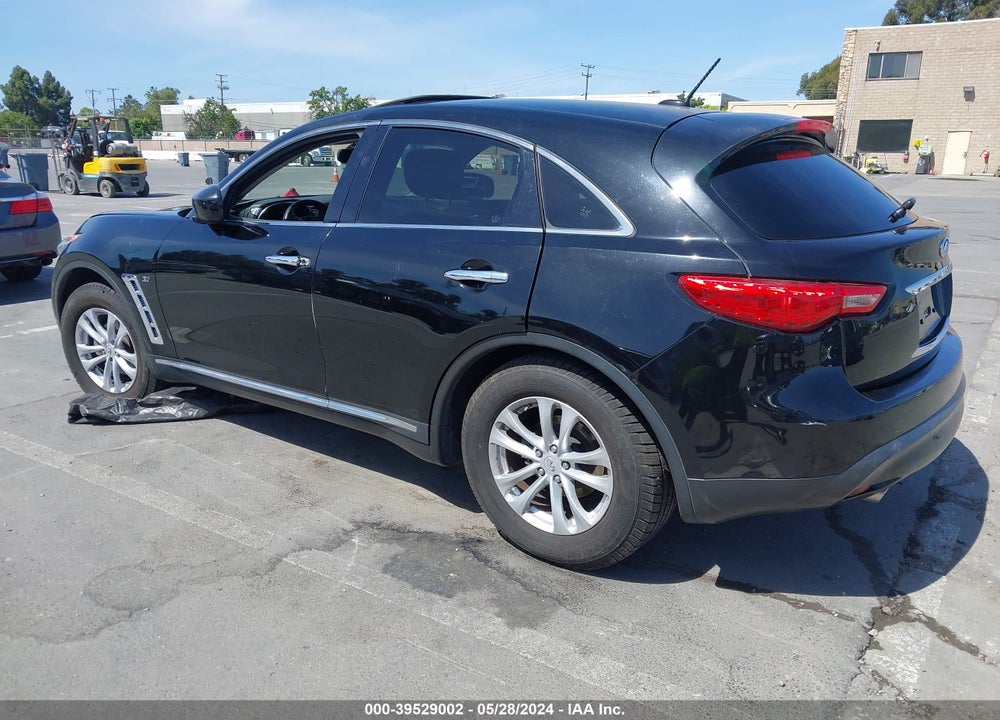 2016 INFINITI QX70 VIN: JN8CS1MU1GM671937
