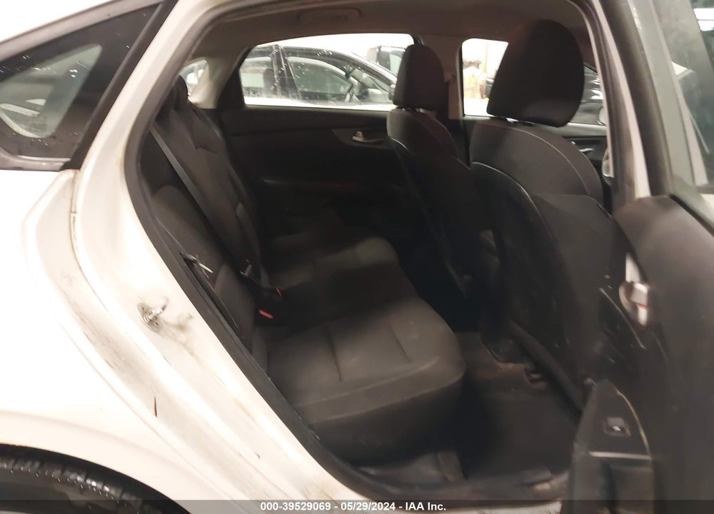 2019 KIA FORTE FE VIN: 3KPF24ADXKE100257