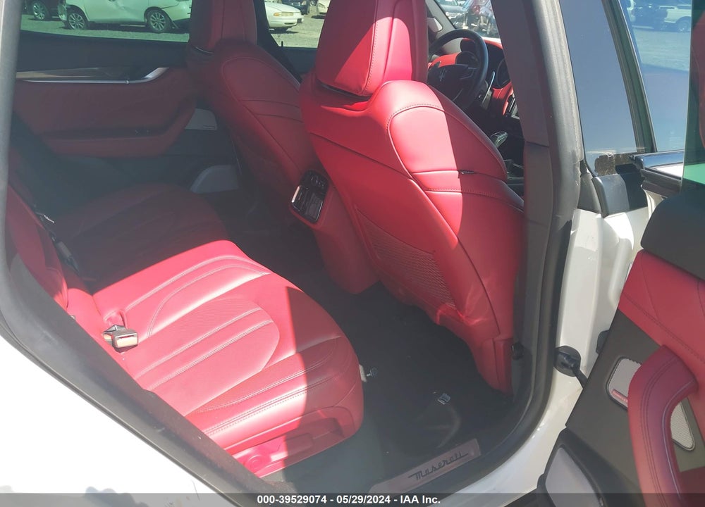 2019 MASERATI LEVANTE S GRANSPORT VIN: ZN661YUS5KX336544
