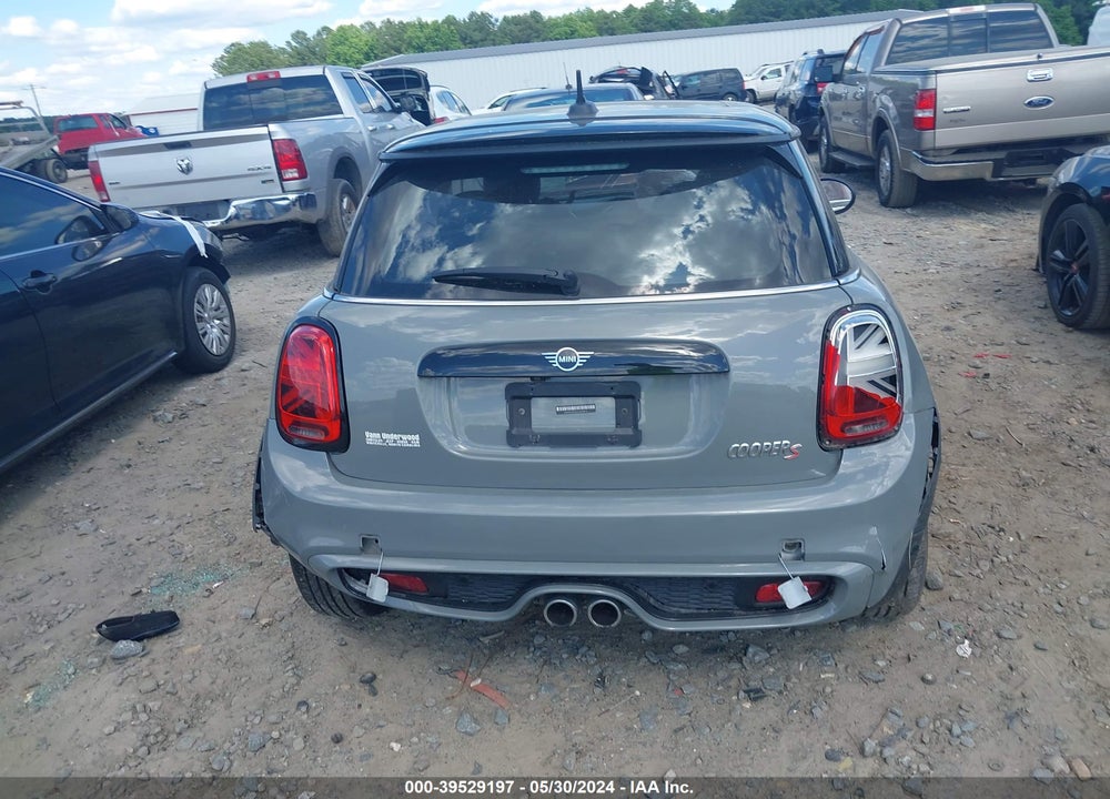 2020 MINI HARDTOP COOPER S VIN: WMWXR5C0XL2M18455