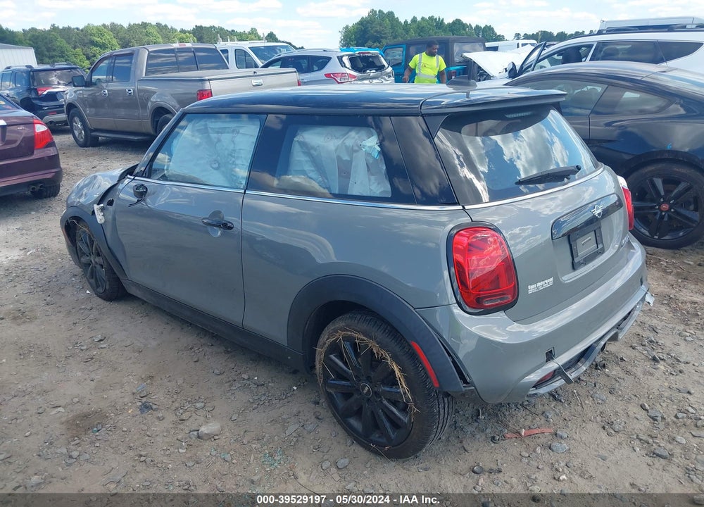 2020 MINI HARDTOP COOPER S VIN: WMWXR5C0XL2M18455