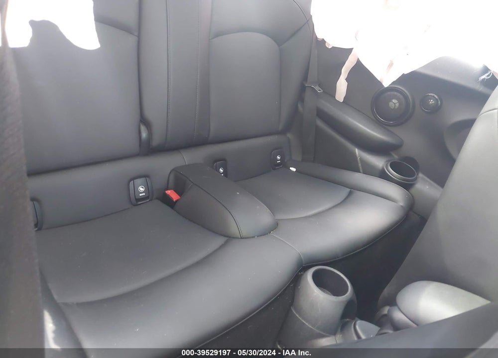 2020 MINI HARDTOP COOPER S VIN: WMWXR5C0XL2M18455