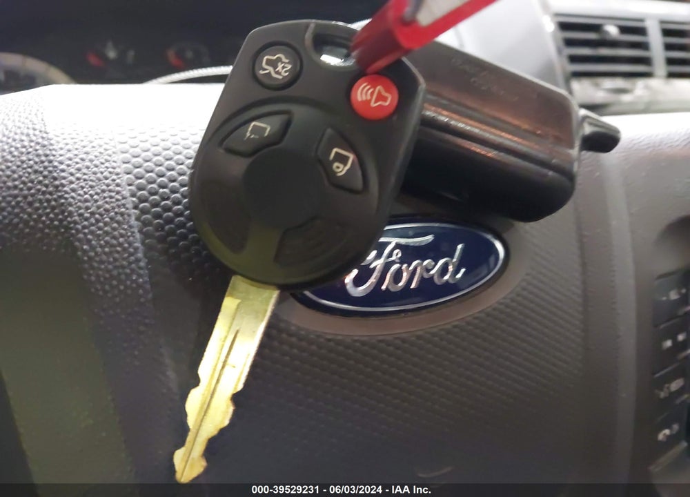 2009 FORD ESCAPE LIMITED VIN: 1FMCU04G99KA09060