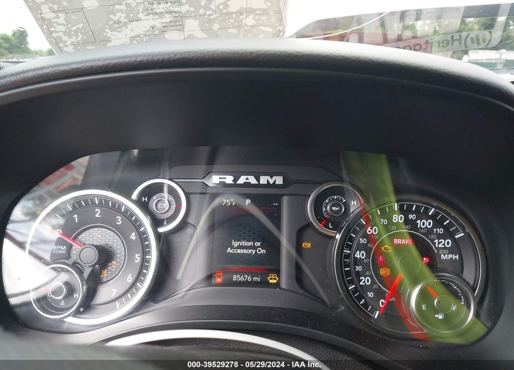 2019 RAM 1500 BIG HORN/LONE STAR 4X4 5'7 BOX VIN: 1C6RRFFGXKN907615