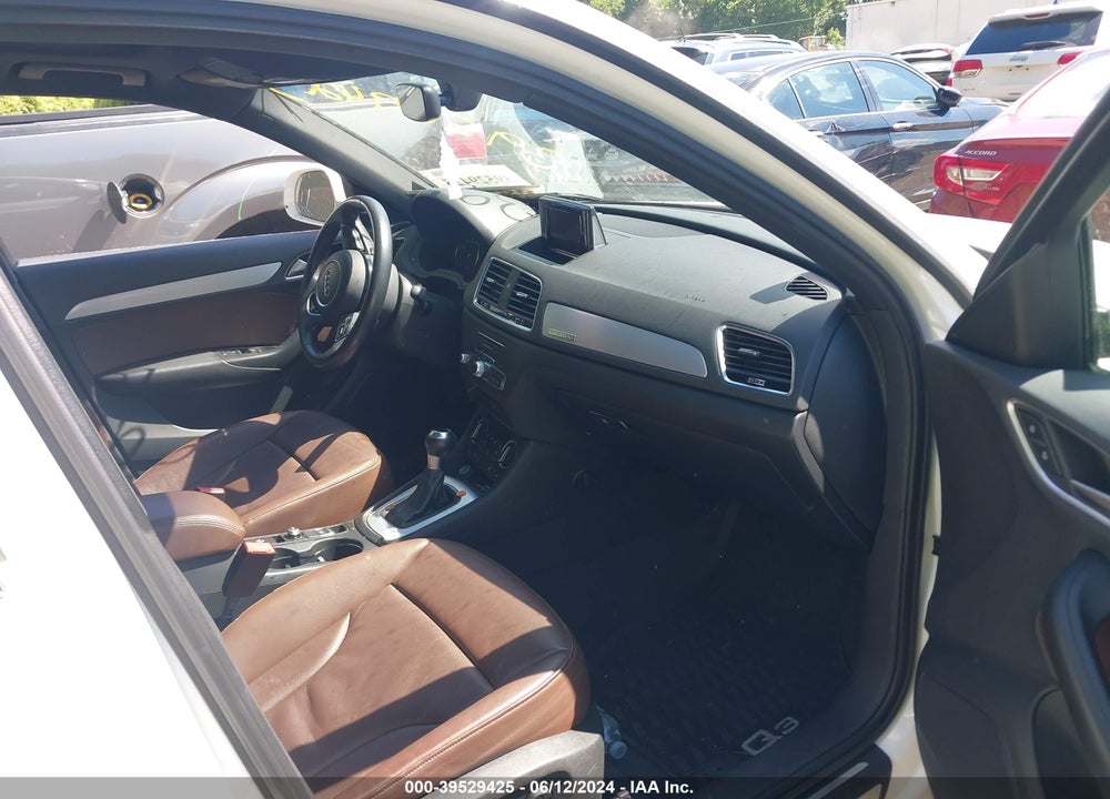 2018 AUDI Q3 2.0T PREMIUM VIN: WA1ECCFS4JR029869