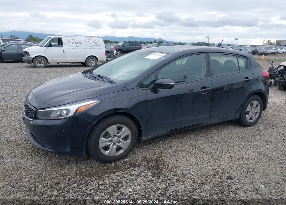 2018 KIA FORTE LX VIN: KNAFK5A83J5773858