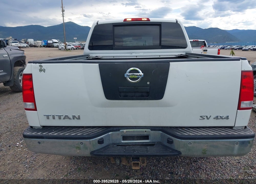 2011 NISSAN TITAN SL VIN: 1N6AA0EC9BN311899