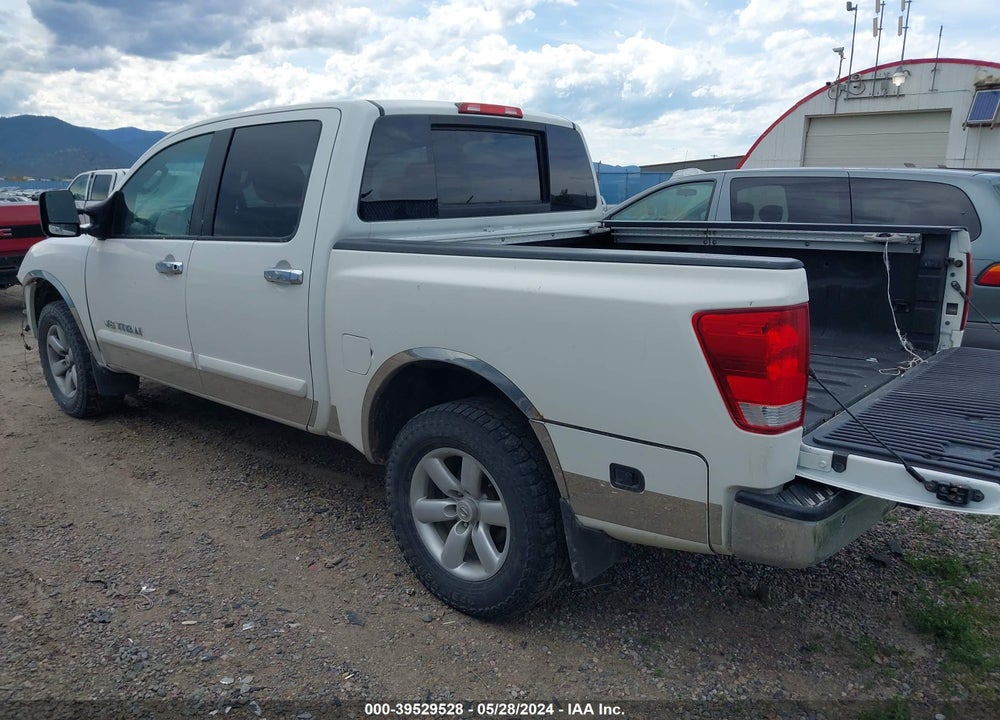 2011 NISSAN TITAN SL VIN: 1N6AA0EC9BN311899