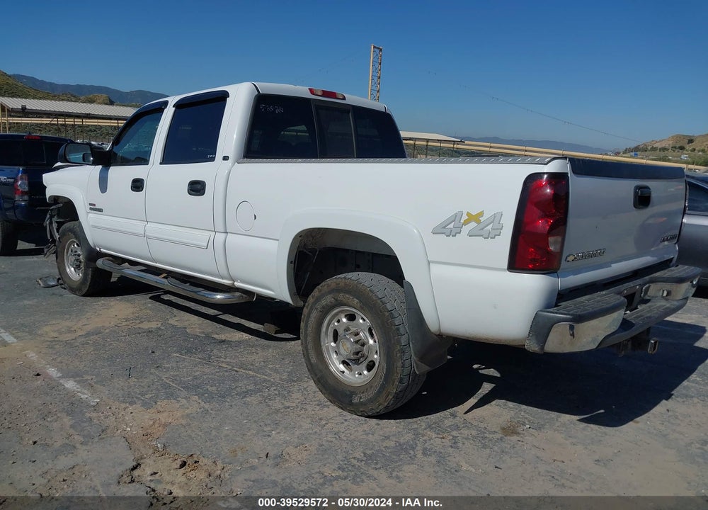 2005 CHEVROLET SILVERADO 2500HD LS VIN: 1GCHK23295F913821