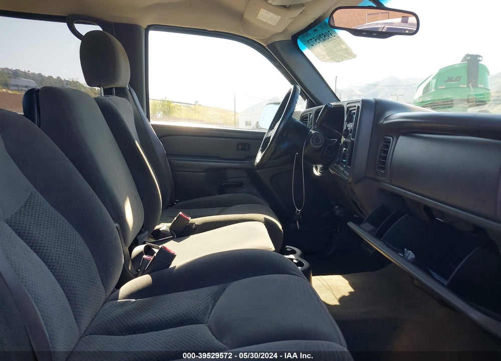 2005 CHEVROLET SILVERADO 2500HD LS VIN: 1GCHK23295F913821
