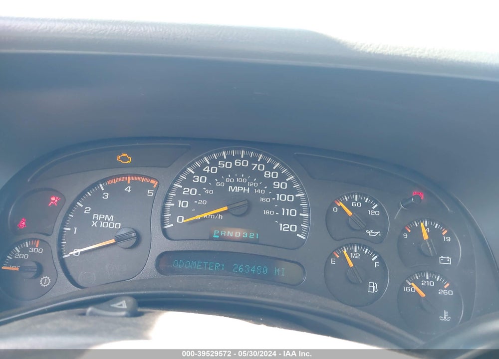 2005 CHEVROLET SILVERADO 2500HD LS VIN: 1GCHK23295F913821