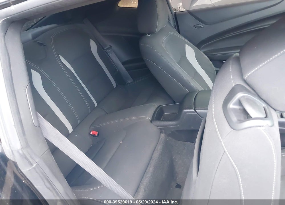 2019 CHEVROLET CAMARO 1LT VIN: 1G1FB1RS1K0144408