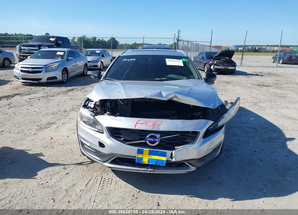 2015 VOLVO V60 CROSS COUNTRY T5 VIN: YV4612HKXF1000516