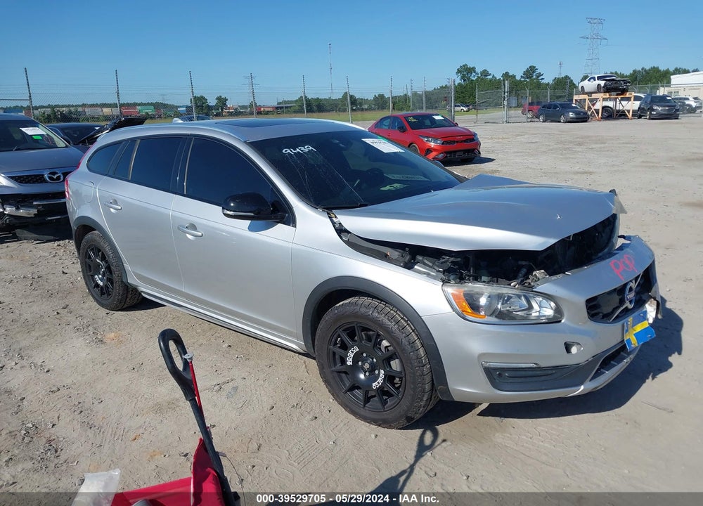 2015 VOLVO V60 CROSS COUNTRY T5 VIN: YV4612HKXF1000516