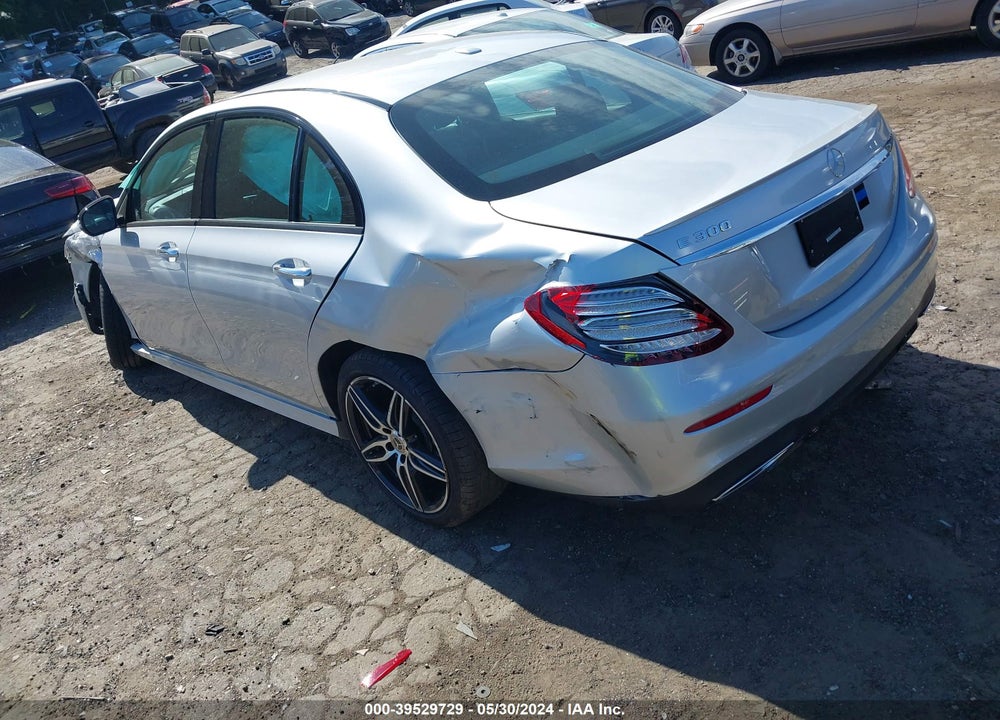 2019 MERCEDES-BENZ E 300 VIN: WDDZF4JB4KA527782