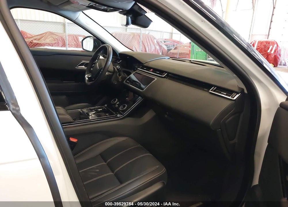 2019 LAND ROVER RANGE ROVER VELAR D180 S VIN: SALYB2EN8KA783118
