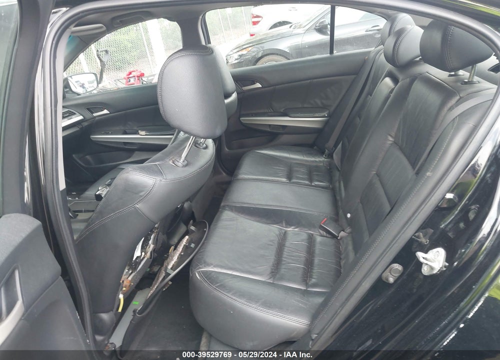 2010 HONDA ACCORD 2.4 EX-L VIN: 1HGCP2F82AA002105
