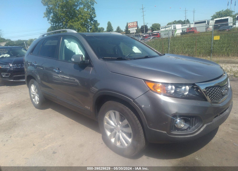 2011 KIA SORENTO EX V6 VIN: 5XYKUDA27BG150818