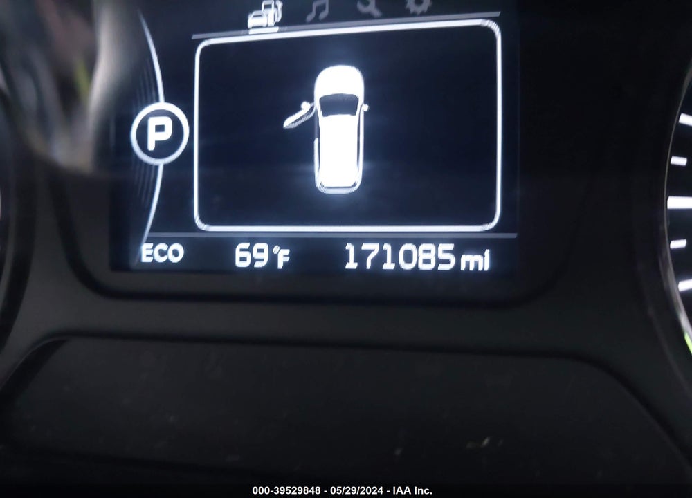 2016 KIA SORENTO 2.4L LX VIN: 5XYPG4A31GG098602