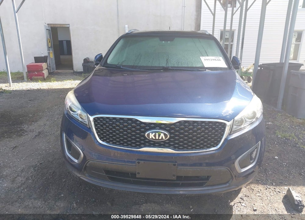 2016 KIA SORENTO 2.4L LX VIN: 5XYPG4A31GG098602