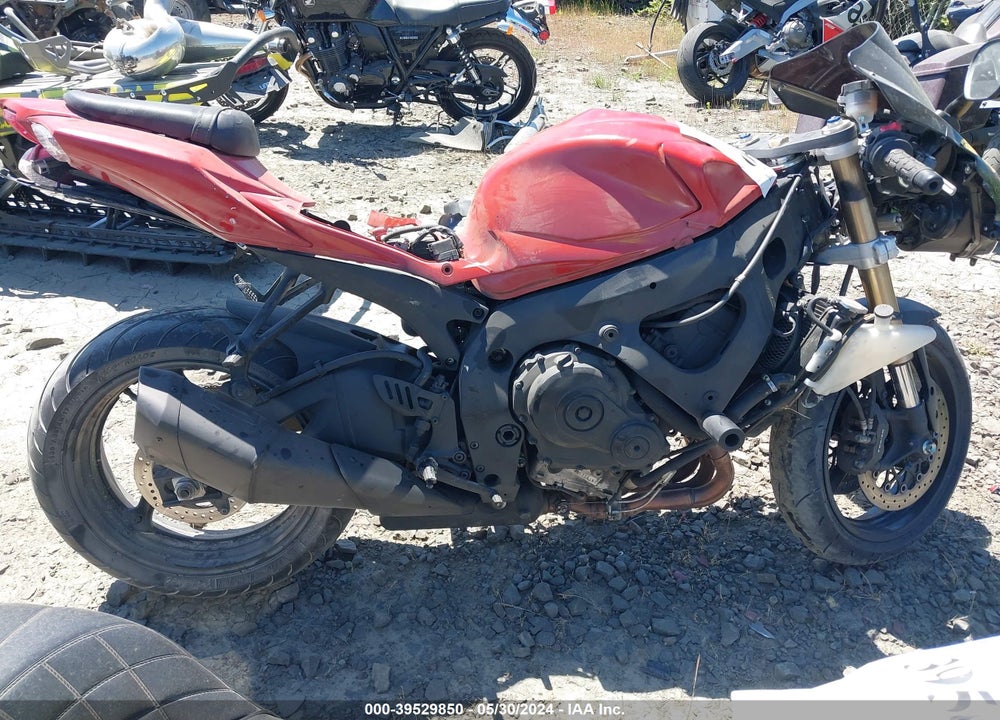 2008 SUZUKI GSX-R600 VIN: JS1GN7EA582102818