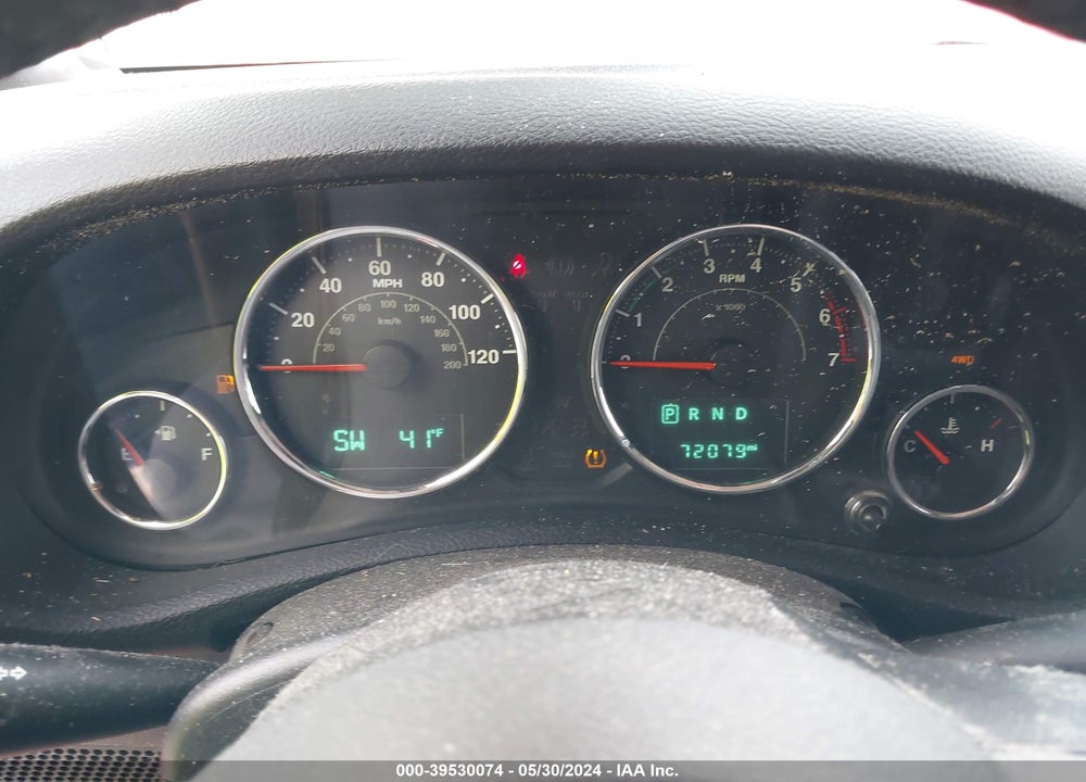 2018 JEEP WRANGLER JK UNLIMITED SAHARA VIN: 1C4HJWEG3JL893970