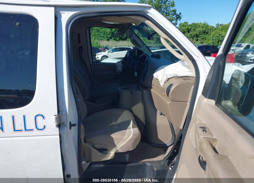 2008 FORD E-350 SUPER DUTY XL/XLT VIN: 1FBNE31L28DA99477