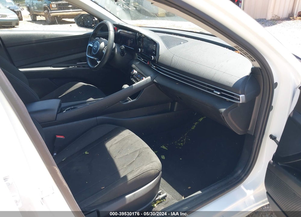 2022 HYUNDAI ELANTRA SEL VIN: 5NPLS4AG2NH068286