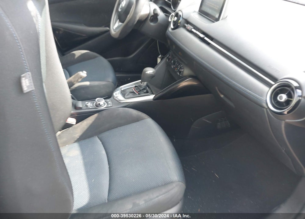 2016 SCION IA VIN: 3MYDLBZV8GY104773