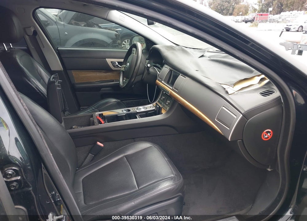 2009 JAGUAR XF PREMIUM LUXURY VIN: SAJWA06B19HR02169