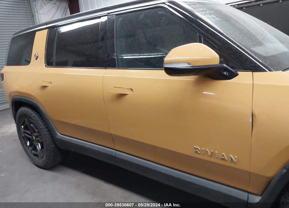 2023 RIVIAN R1S ADVENTURE VIN: 7PDSGABA1PN013037
