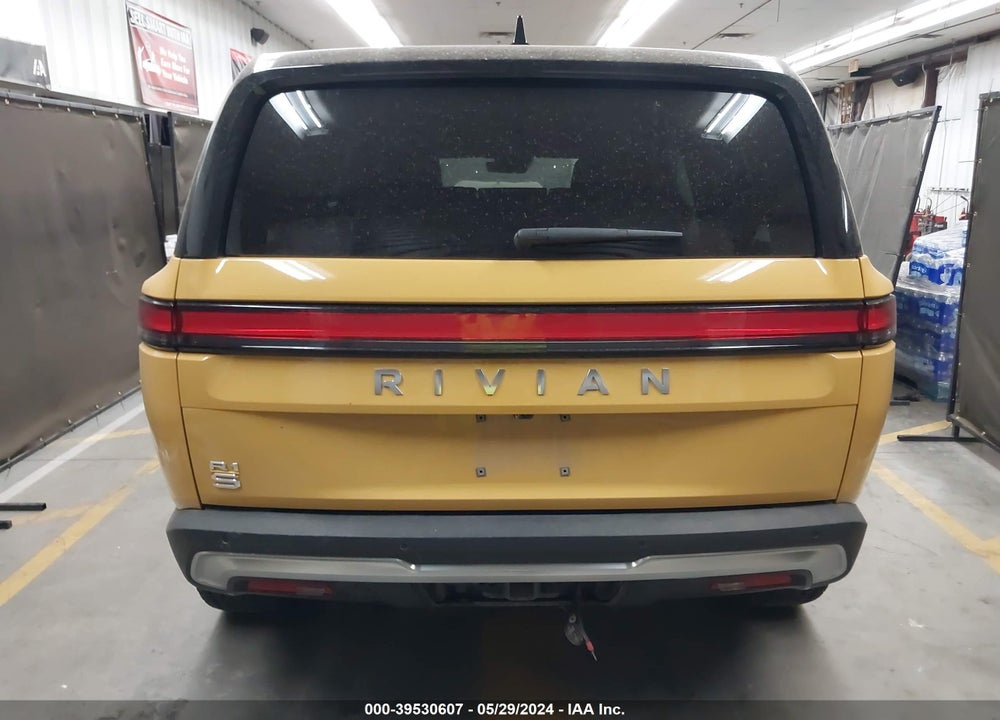 2023 RIVIAN R1S ADVENTURE VIN: 7PDSGABA1PN013037