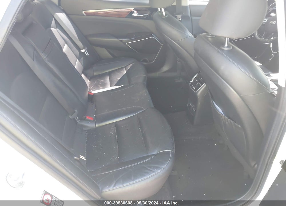 2017 KIA CADENZA PREMIUM VIN: KNALC4J1XH5069776